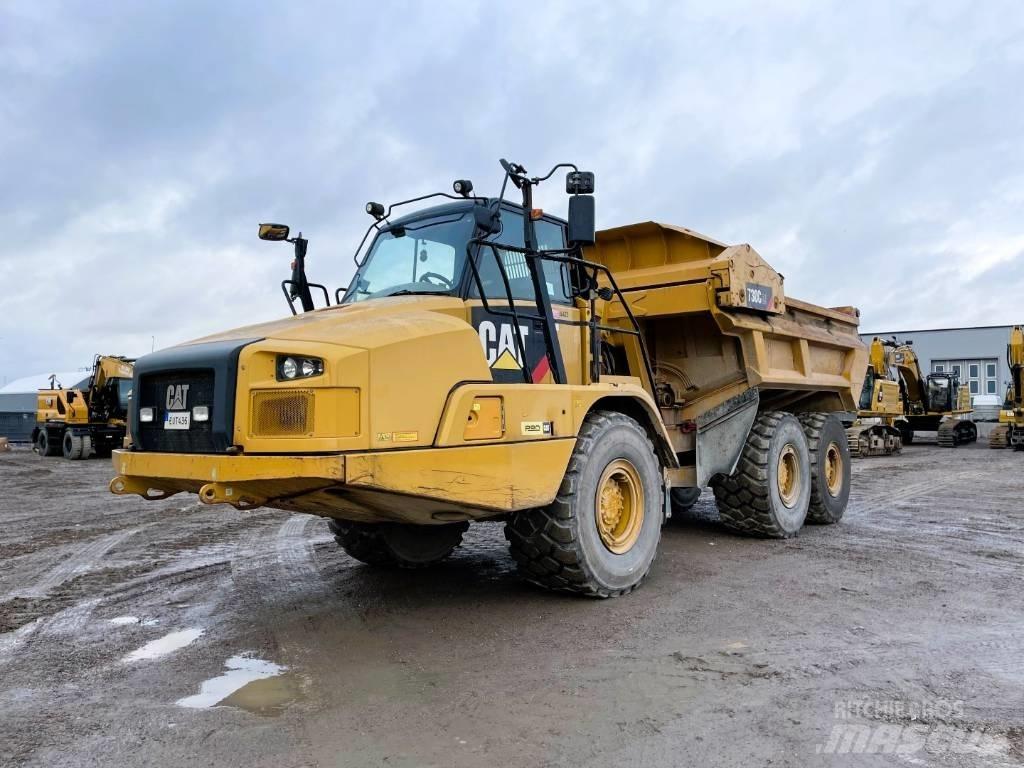 CAT 730 Ejector Camiones articulados