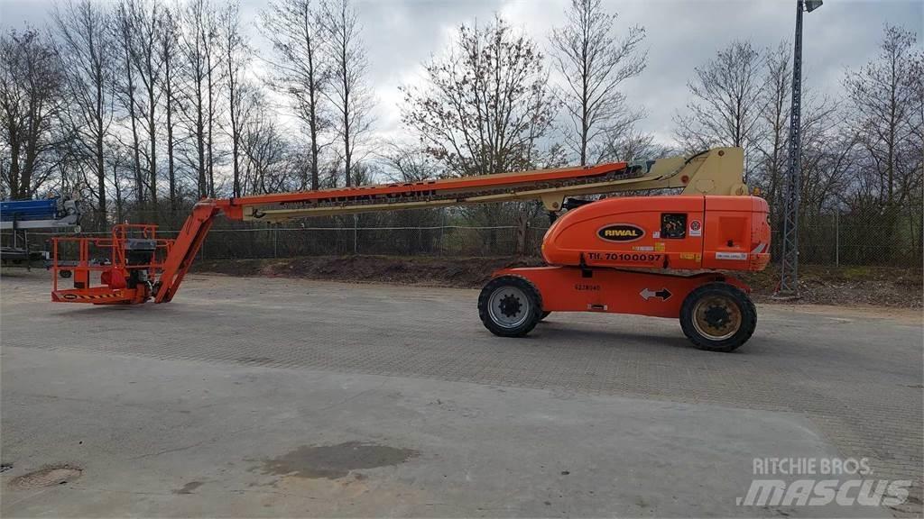 JLG 860SJ Plataformas con brazo de elevación telescópico