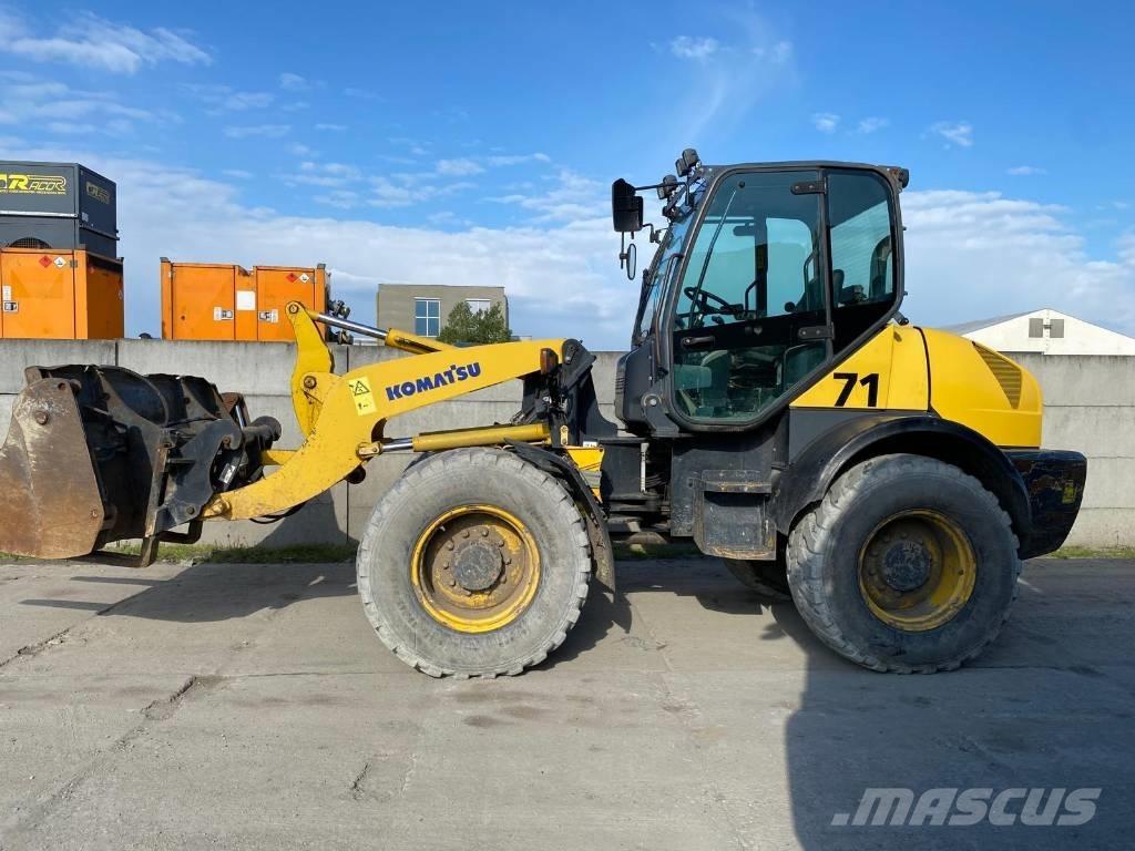 Komatsu WA 100 M-5 Cargadoras sobre ruedas