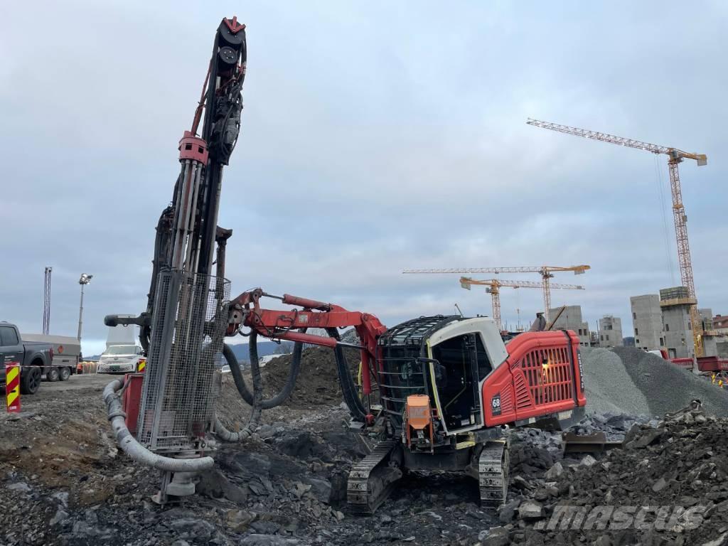 Sandvik DX800i Perforadora de superficie
