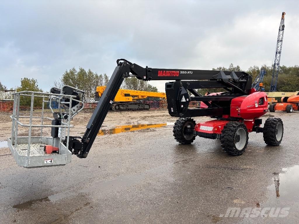 Manitou 200 ATJ RC Plataformas con brazo de elevación manual