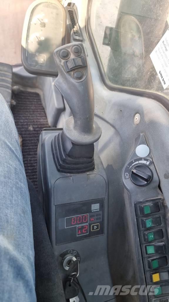 Volvo EC 290 B LC Excavadoras sobre orugas