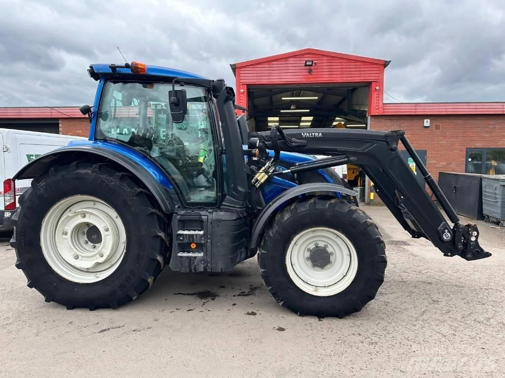 Valtra N154EA Tractores