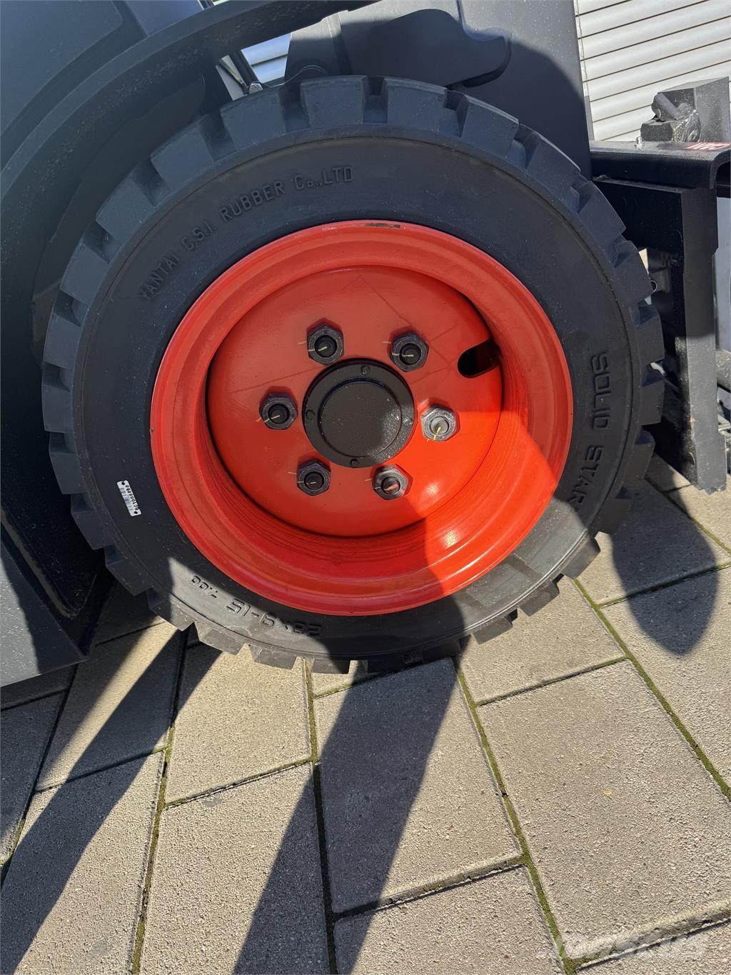 Bobcat D25NXS Camiones diesel