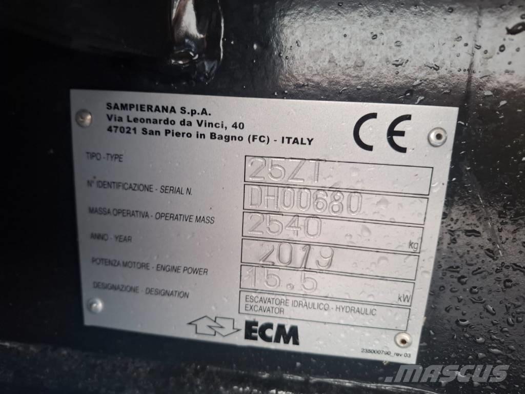 ECM 25 ZT Miniexcavadoras