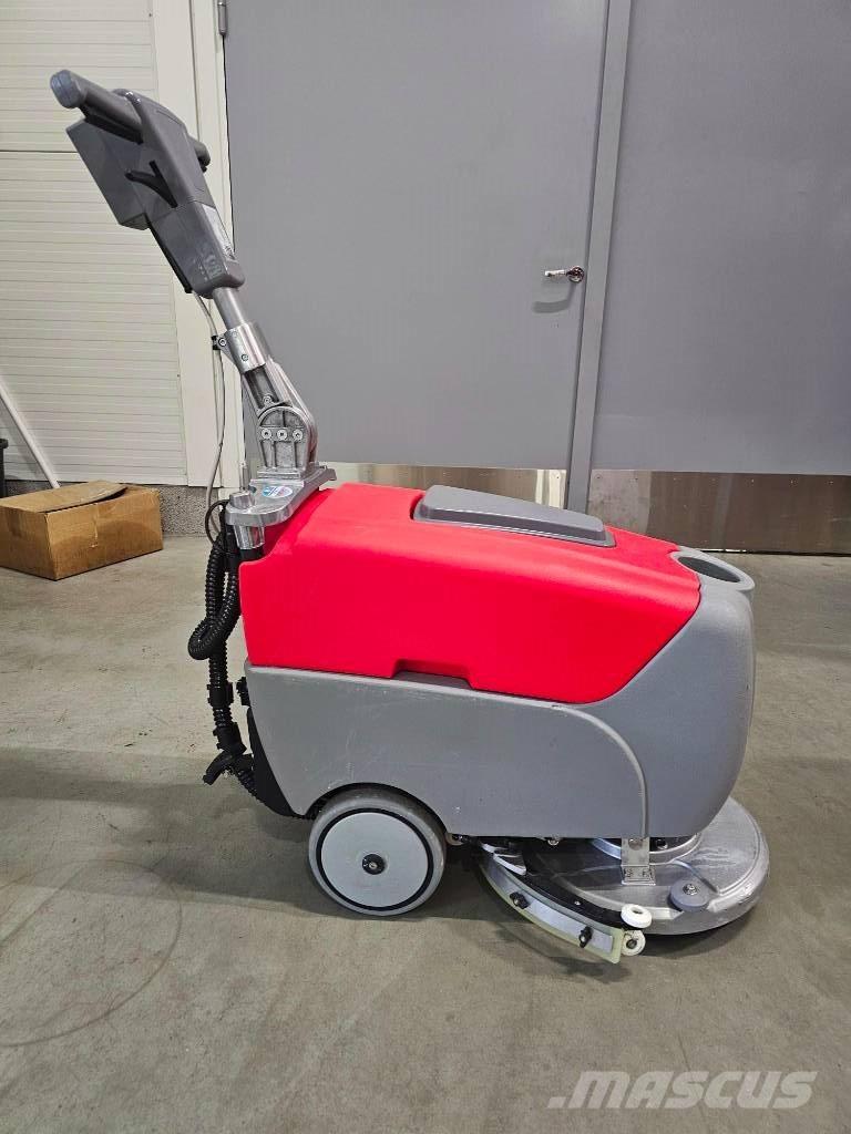 Hako Scrubmaster B12 Fregadora