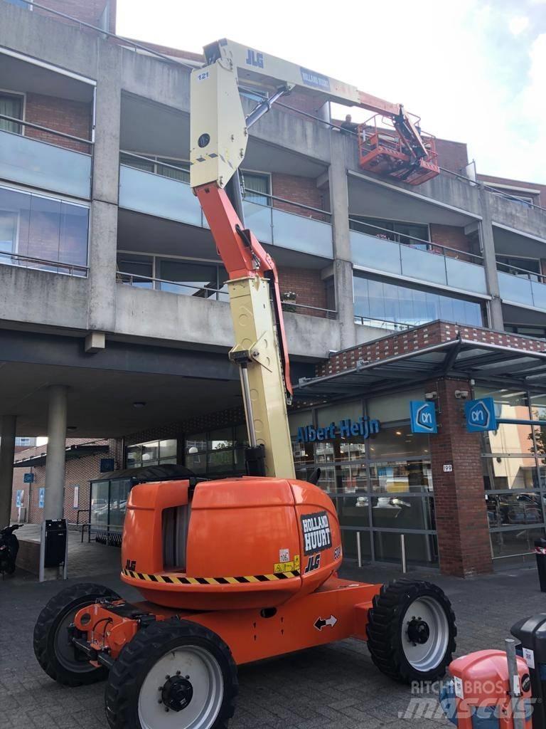 JLG 600 AJ Plataformas con brazo de elevación manual