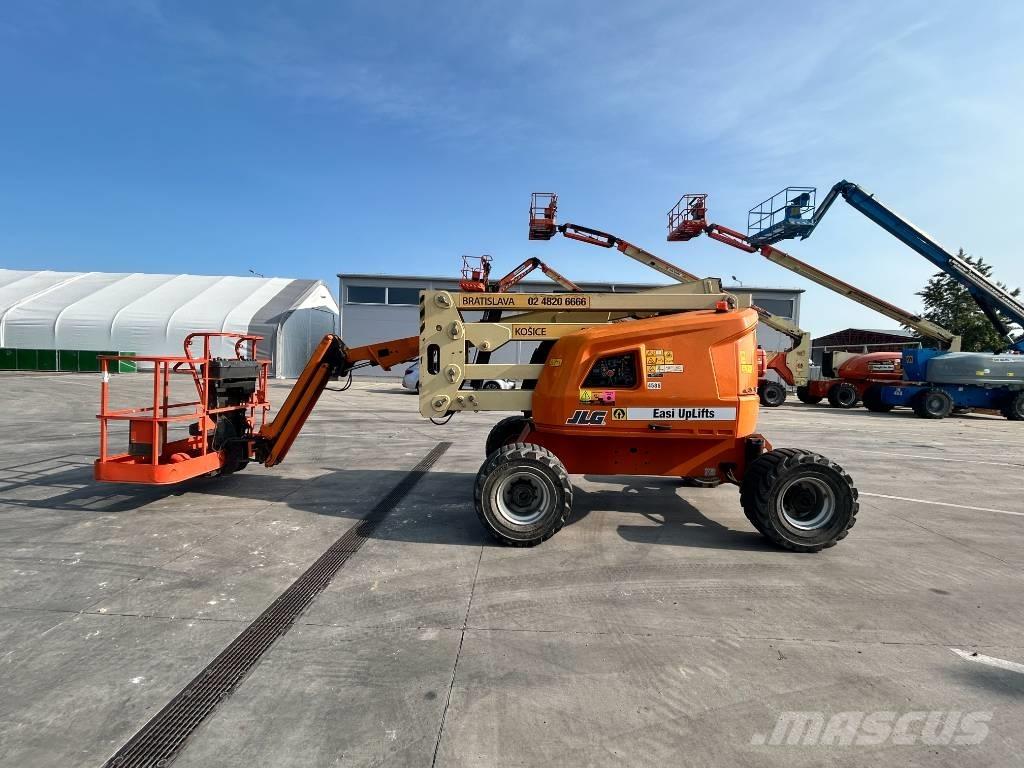 JLG 450 AJ Plataformas con brazo de elevación manual