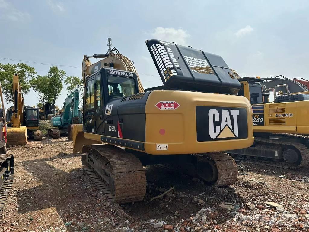 CAT 326 Excavadoras sobre orugas