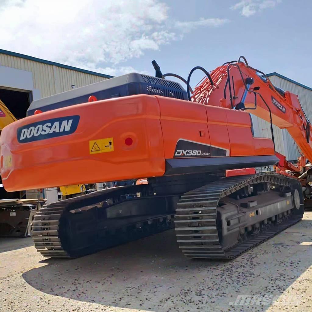 Doosan DX 380 LC Excavadoras sobre orugas