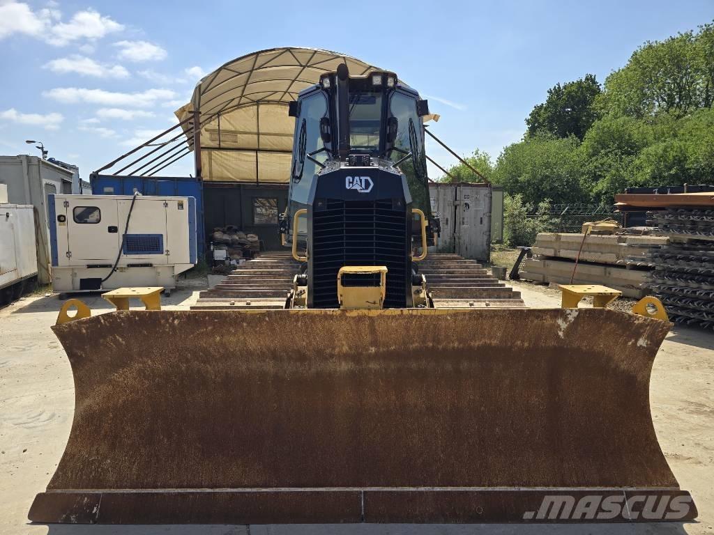 CAT D 3 LGP Buldozer sobre oruga