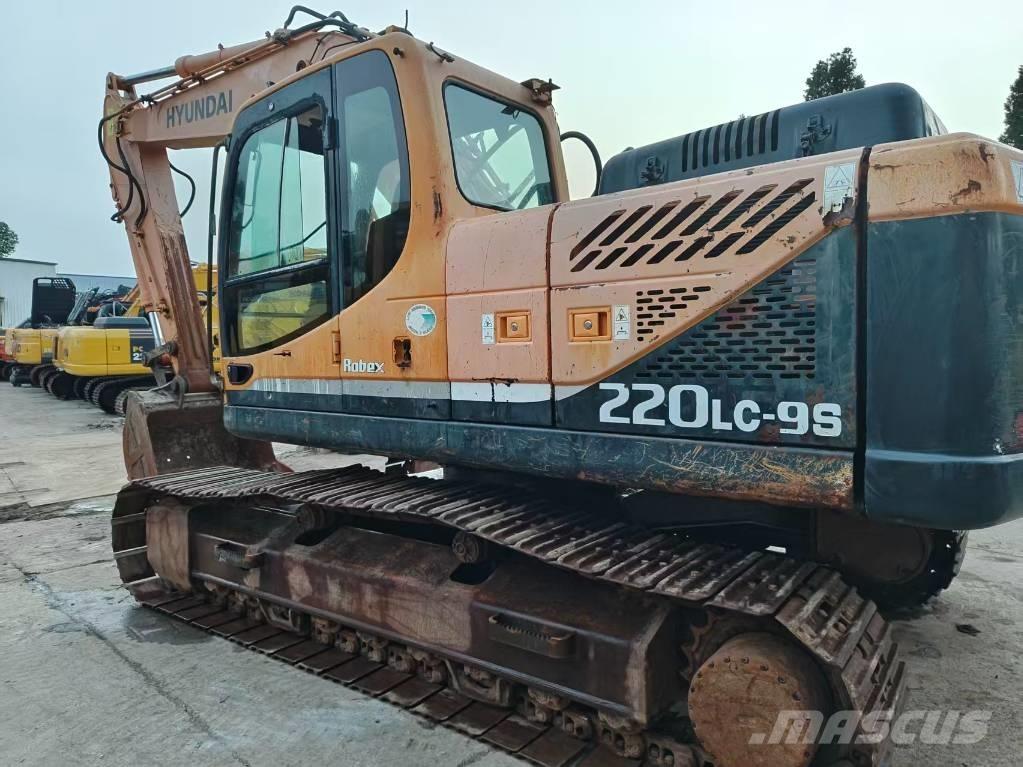 Hyundai R220LC-9S Excavadoras sobre orugas