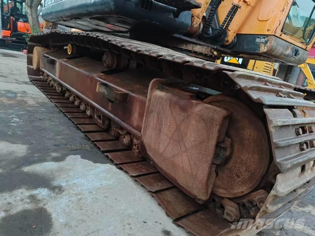 Hyundai R220LC-9S Excavadoras sobre orugas
