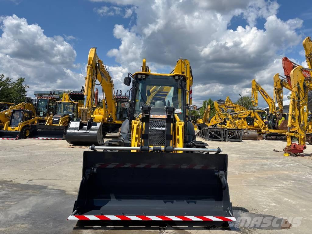 Komatsu WB93R-8E0 Retrocargadoras
