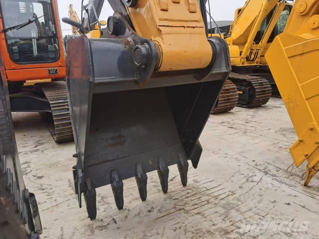 Hyundai R225LC Excavadoras sobre orugas