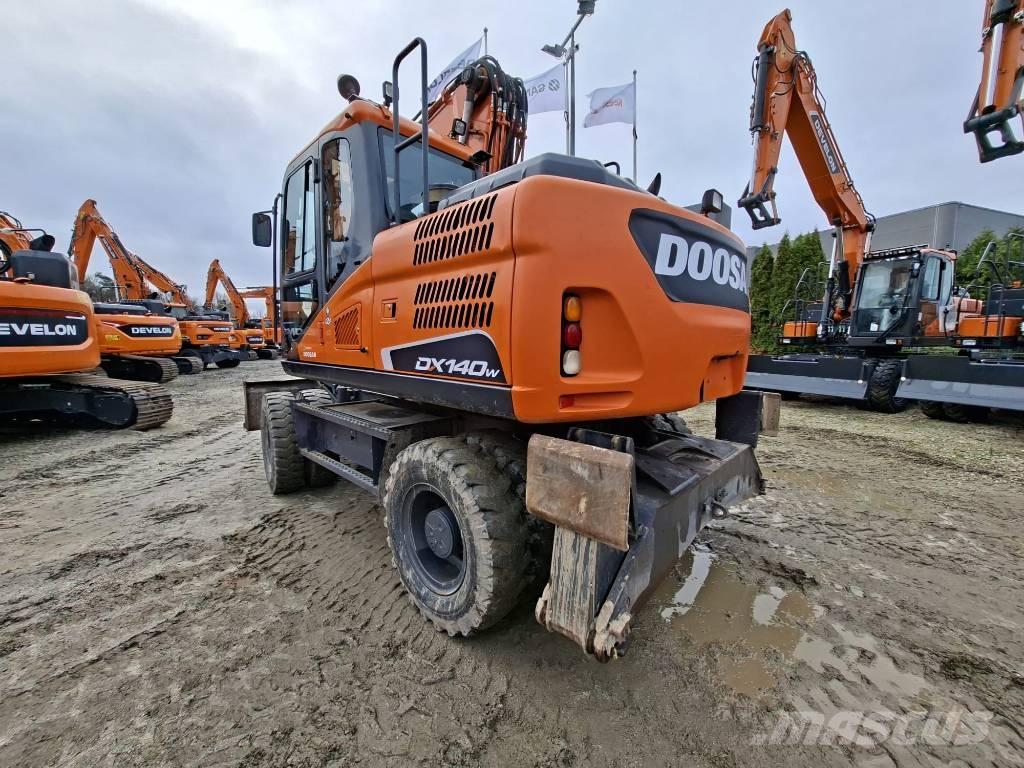 Doosan DX140W-5 Excavadoras de ruedas