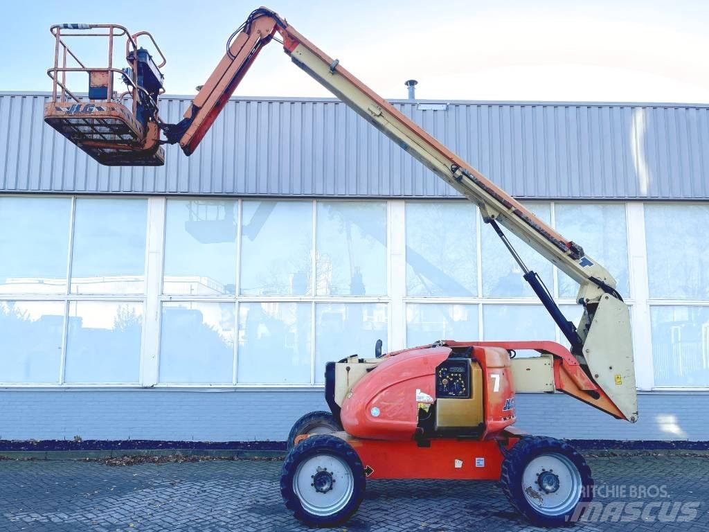 JLG 600 AJ Plataformas con brazo de elevación telescópico