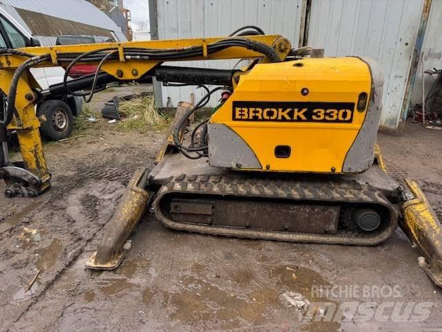 Brokk 330 Excavadoras de demolición