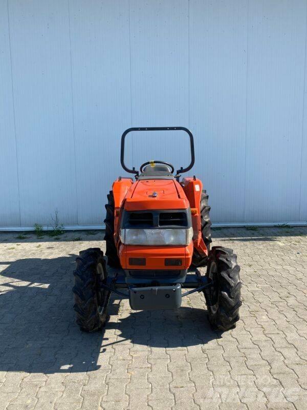 Kubota GL260 Tractores compactos