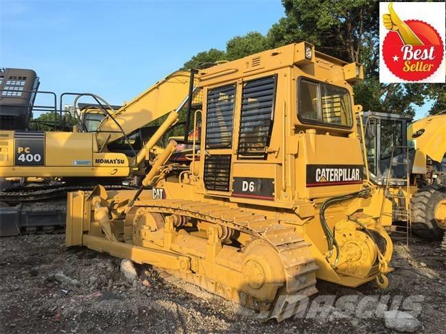 CAT D 6 D Buldozer sobre oruga