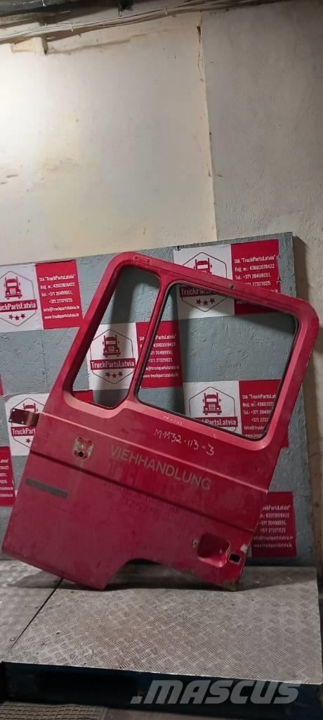 MAN 12.232 left door Cabinas