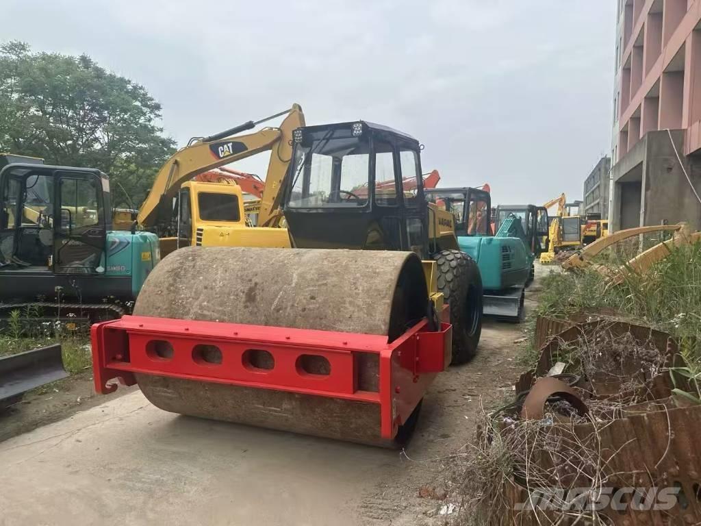 Dynapac CA 30 D Rodillos de un solo tambor