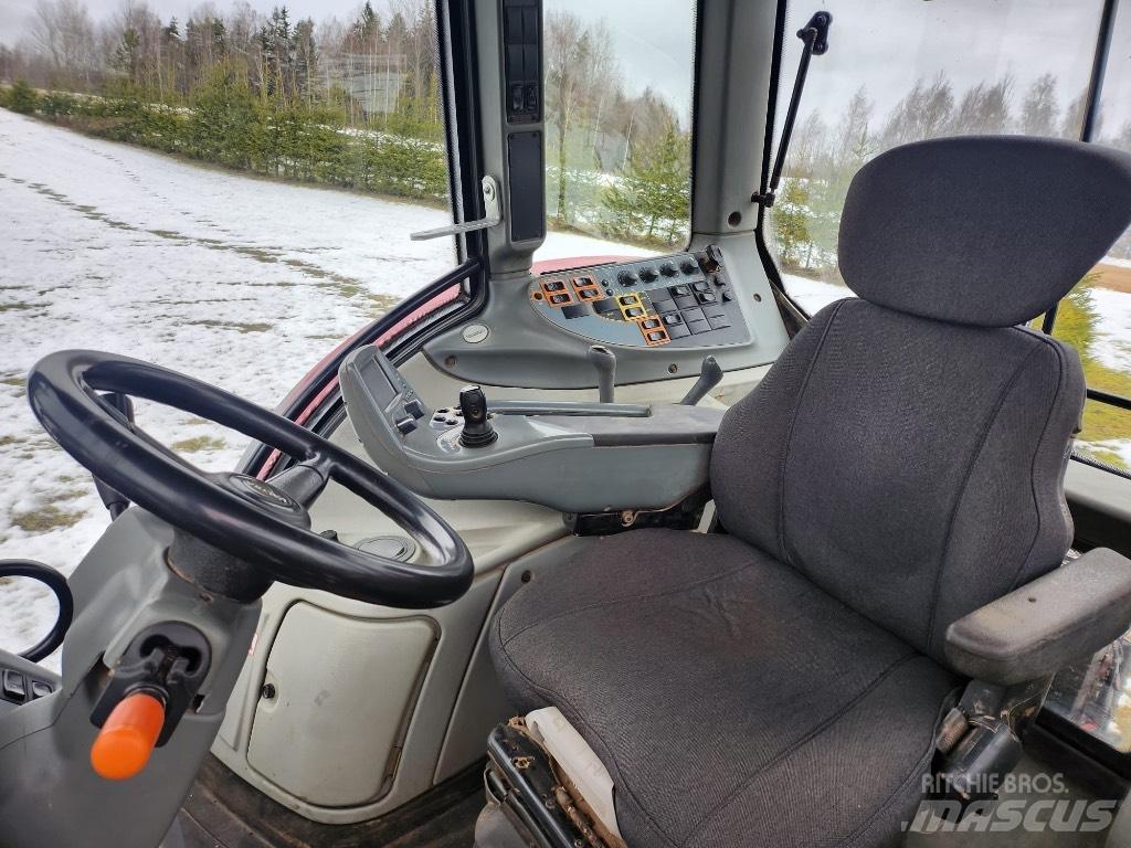 Valtra N122 Versu Tractores