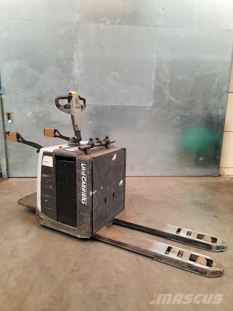 UniCarriers 200PMR Montacargas con plataformas de baja elevación