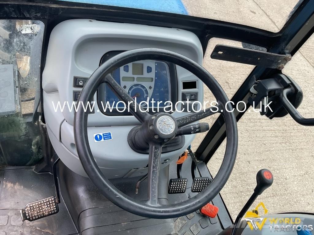 New Holland T 4.95 F Tractores