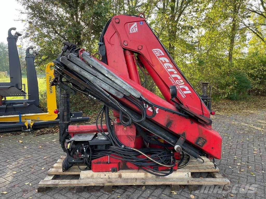 Ferrari F 178 A.3 Grúas cargadoras