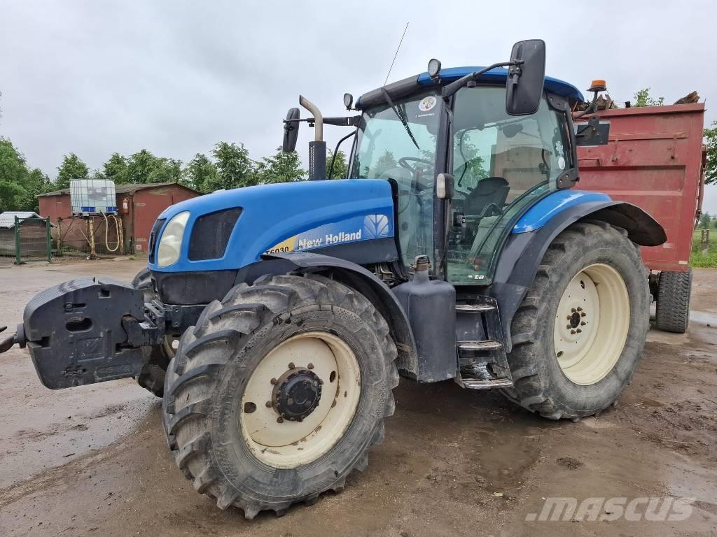 New Holland T 6030 Tractores