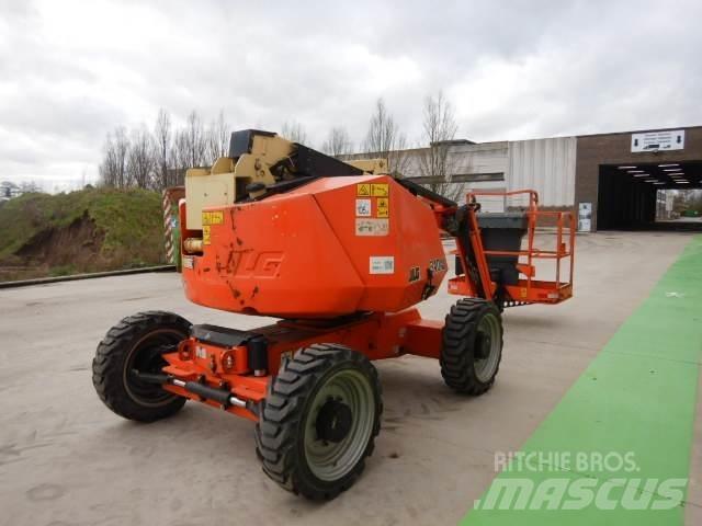 JLG 340AJ Plataformas con brazo de elevación manual