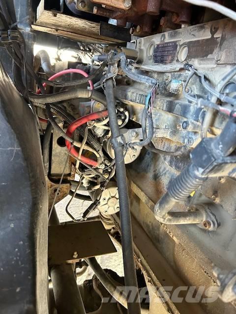 Komatsu 605-7 Camiones de volteo rigidos