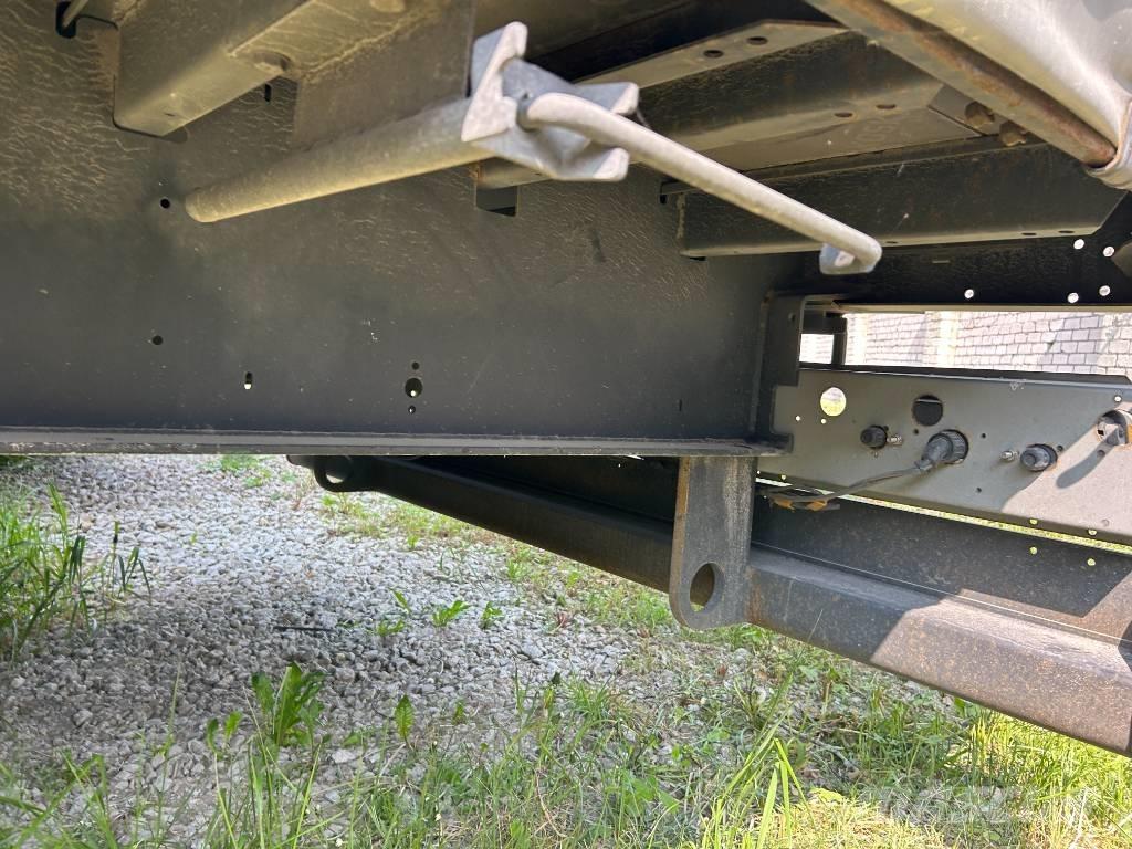 Kögel SN 24 Semirremolques de caja de lona