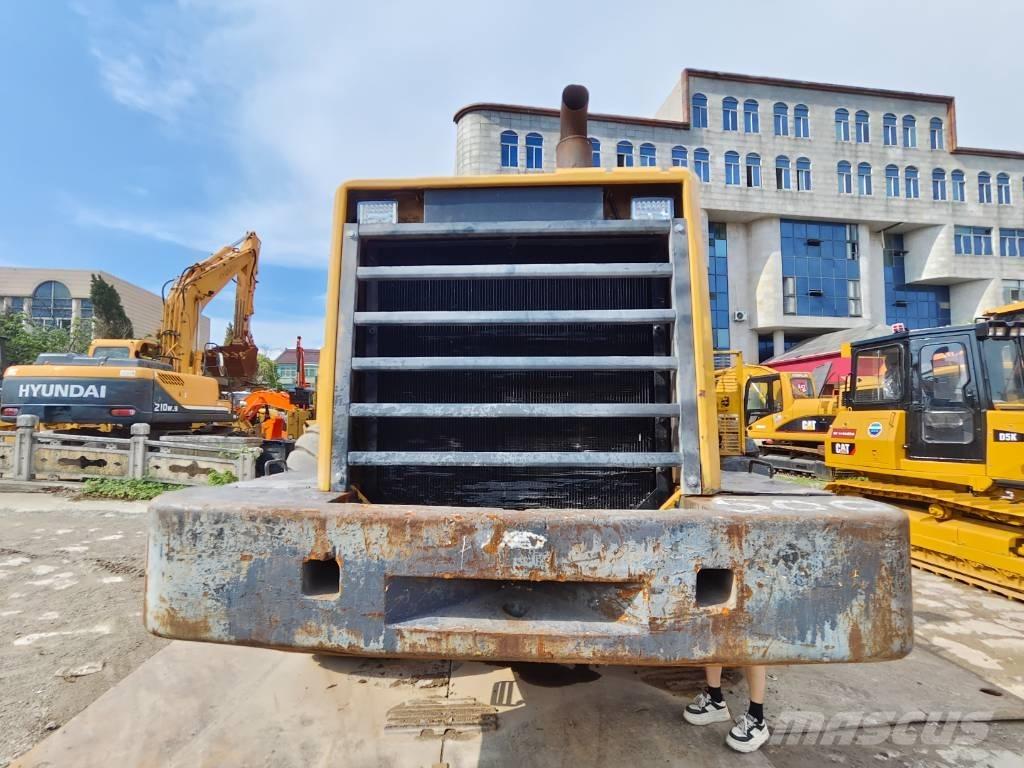 Komatsu WA 500-3 Cargadoras sobre ruedas