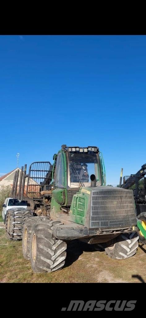 John Deere 1110E Transportadoras