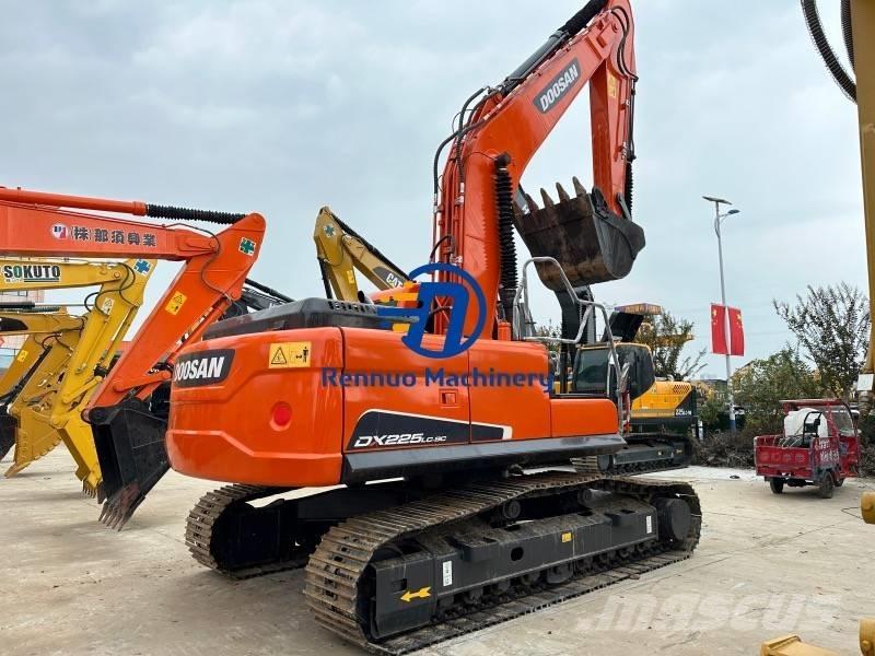 Doosan DX 225 LC-9C Excavadoras sobre orugas
