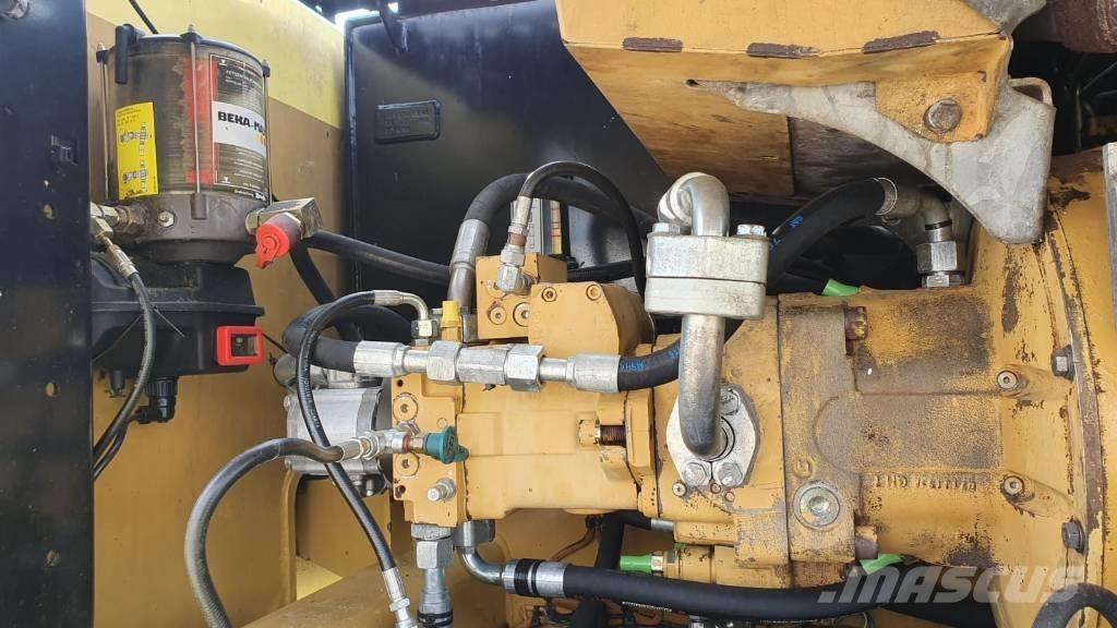 CAT M 318 D MH Manejadores de residuos industriales