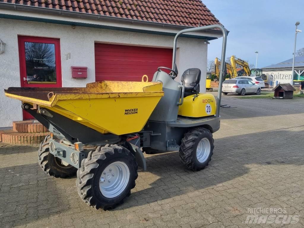 Wacker Neuson 2001 Vehículos compactos de volteo