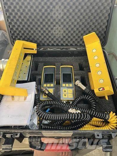 CAT AP 655D Asfaltadoras