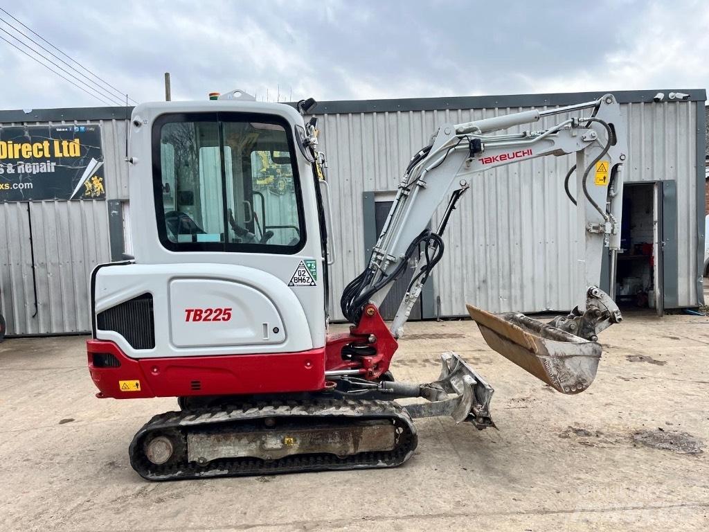 Takeuchi TB 225 Miniexcavadoras