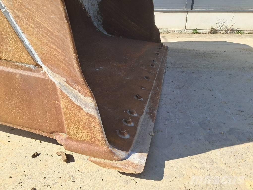 Komatsu WA475-10E0 Cargadoras sobre ruedas