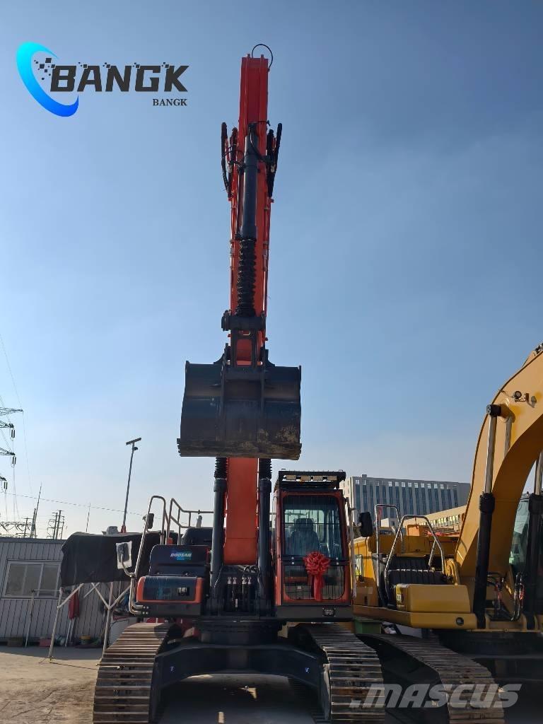 Doosan DX 340 LC Excavadoras sobre orugas