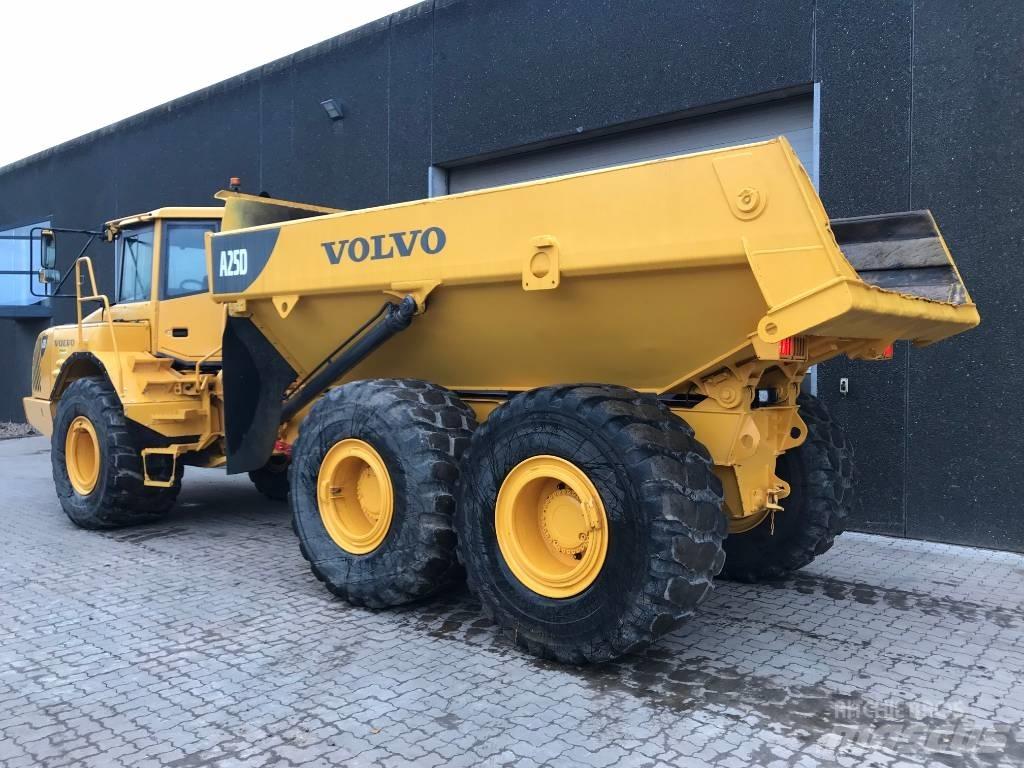 Volvo A25D Vehículos compactos de volteo