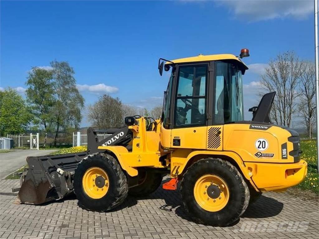 Volvo L30G Cargadoras sobre ruedas