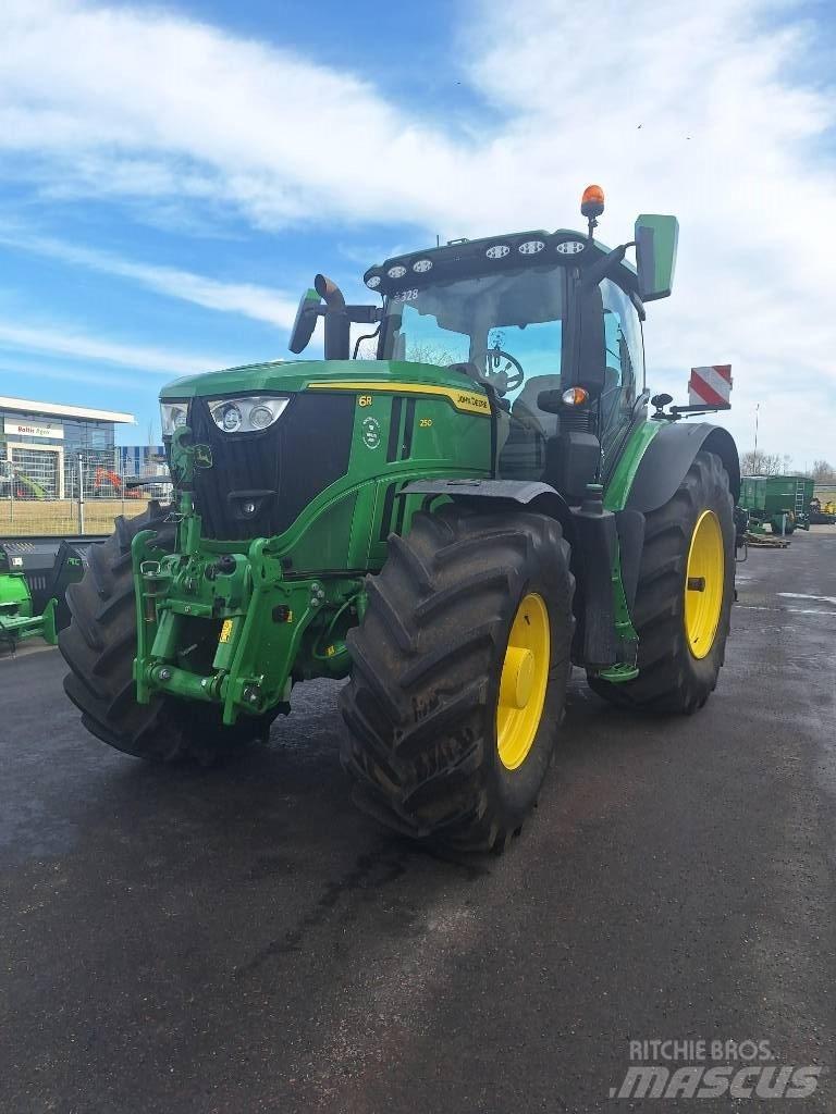 John Deere 6R250 Tractores