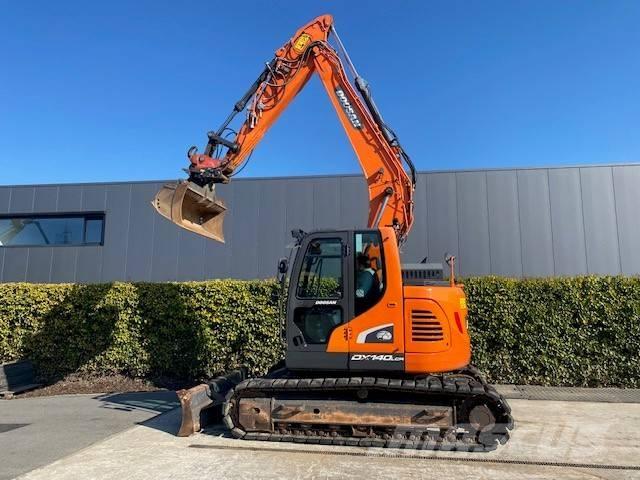 Doosan DX140 LCR-5 Excavadoras sobre orugas
