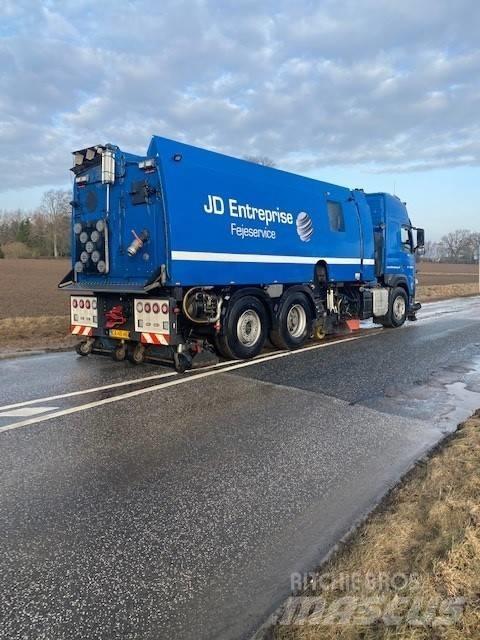 Volvo FM 500 Camión de barrendero