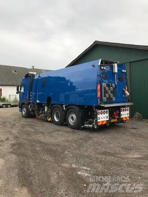 Volvo FM 500 Camión de barrendero