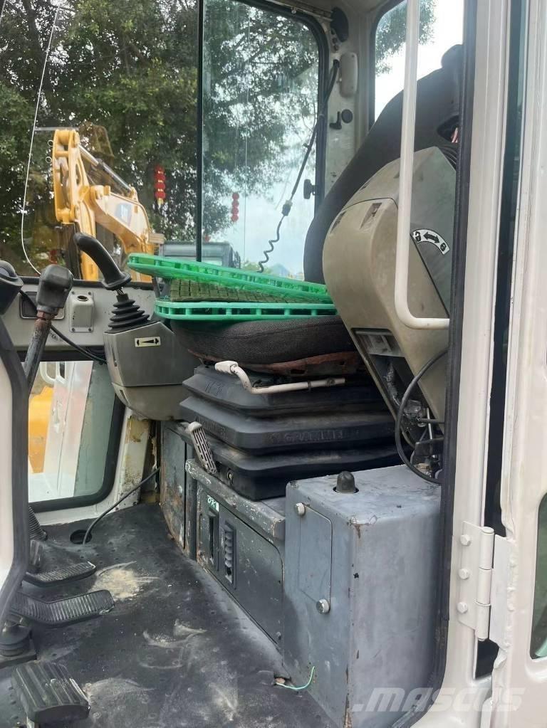 Takeuchi TB 160C Excavadoras sobre orugas